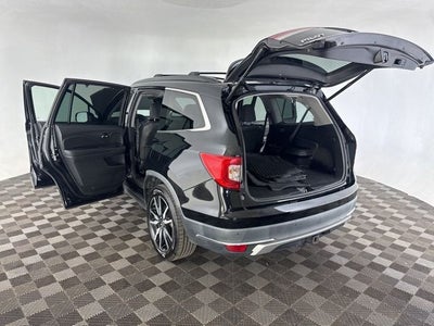 2019 Honda Pilot Touring 8 Passenger