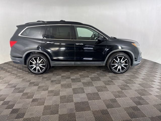 2019 Honda Pilot Touring 8 Passenger