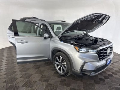 2023 Honda Pilot Touring