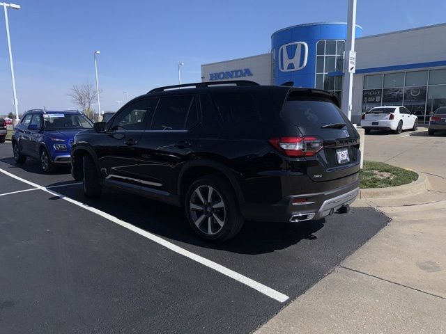 2023 Honda Pilot Elite