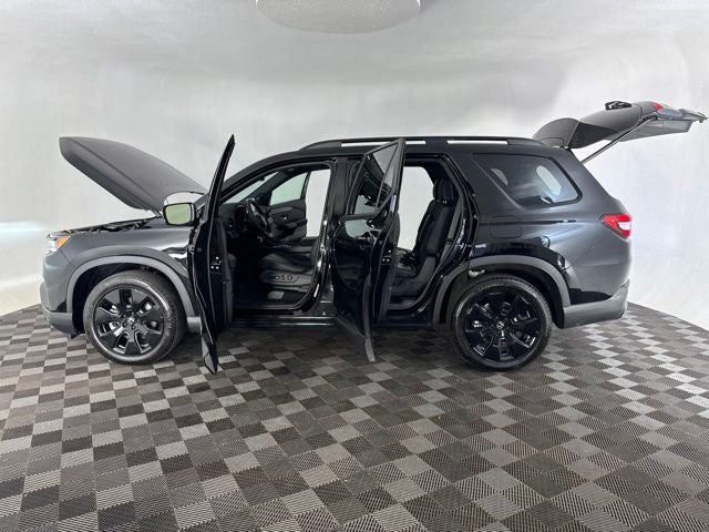 2026 Honda Pilot Black Edition