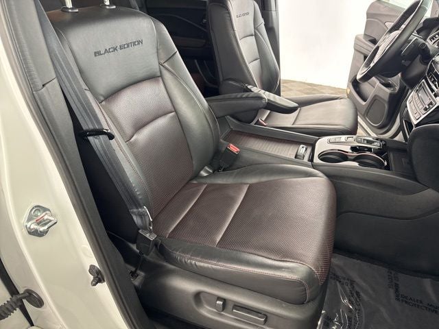 2023 Honda Ridgeline Black Edition