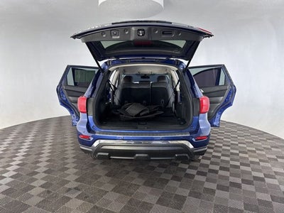 2017 Nissan Pathfinder SL