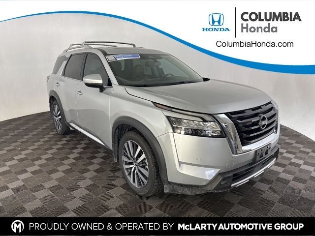 2022 Nissan Pathfinder Platinum