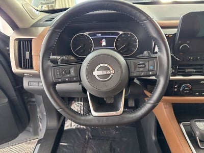 2022 Nissan Pathfinder Platinum