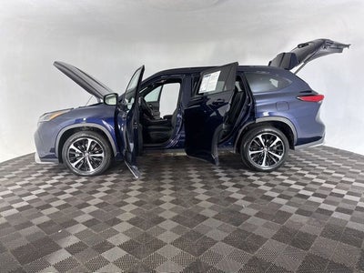 2021 Toyota Highlander XSE