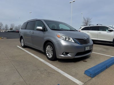 2016 Toyota Sienna L 7 Passenger