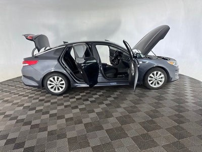 2017 Kia Optima LX
