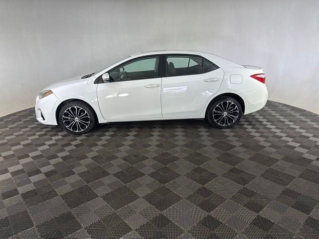 2015 Toyota Corolla S Plus