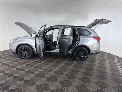 2020 Mitsubishi Outlander LE