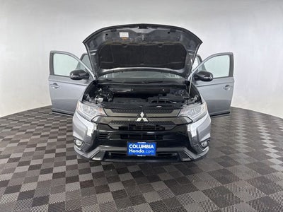 2020 Mitsubishi Outlander LE