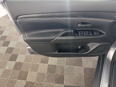 2020 Mitsubishi Outlander LE