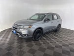 2020 Mitsubishi Outlander LE