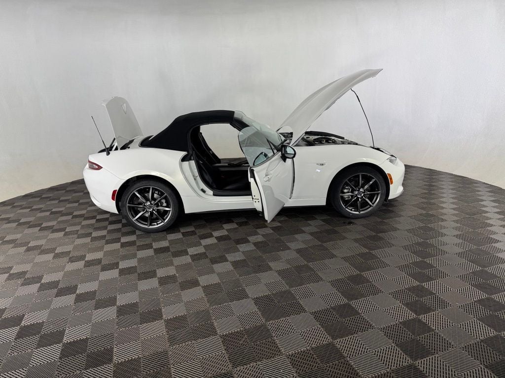 2017 Mazda Mazda Miata Grand Touring