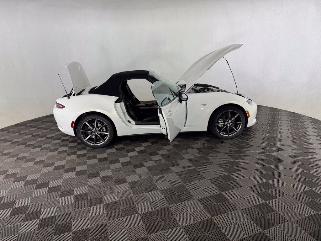 2017 Mazda Mazda Miata Grand Touring