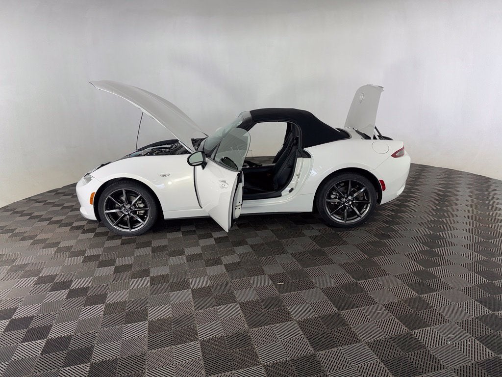 2017 Mazda Mazda Miata Grand Touring