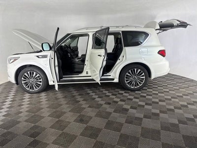 2019 INFINITI QX80 LUXE