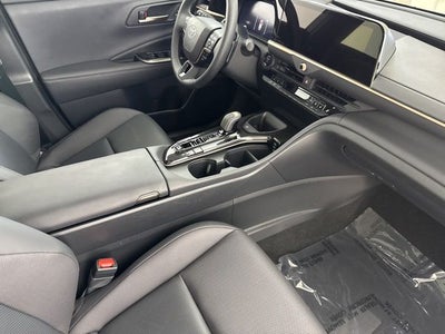2025 Toyota Crown Signia Limited