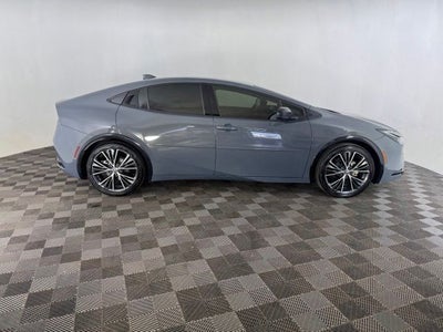 2025 Toyota Prius XLE