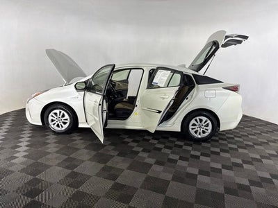 2016 Toyota Prius Two