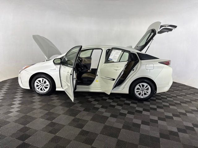 2016 Toyota Prius Two