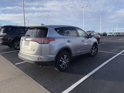 2018 Toyota RAV4 LE