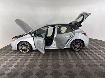 2025 Toyota Corolla Hatchback SE