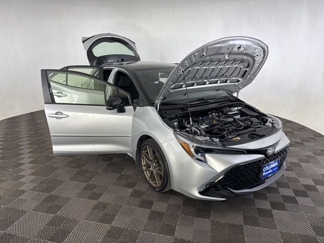 2025 Toyota Corolla Hatchback SE