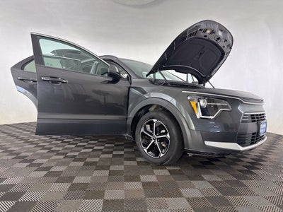 2025 Kia Niro LX