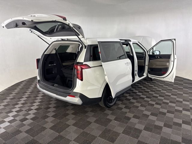 2025 Kia Carnival LXS