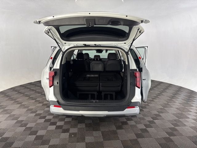 2025 Kia Carnival LXS