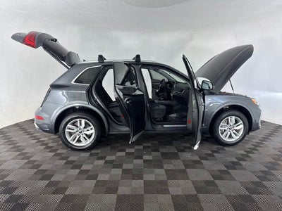 2023 Audi Q5 45 S line Premium quattro