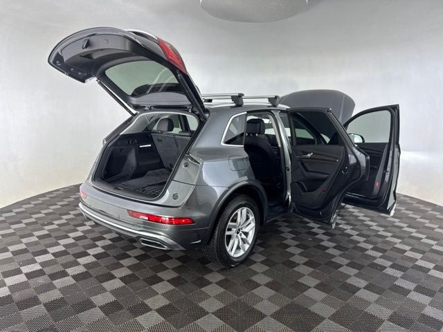 2023 Audi Q5 45 S line Premium quattro