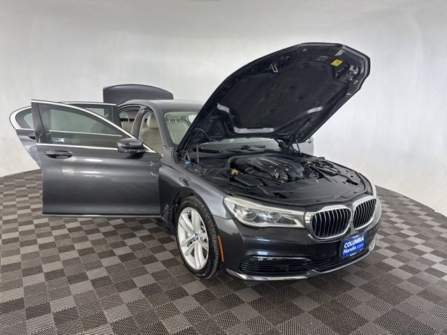 2016 BMW 7 Series 750i xDrive