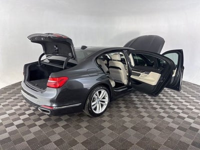 2016 BMW 7 Series 750i xDrive
