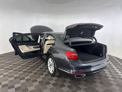 2016 BMW 7 Series 750i xDrive