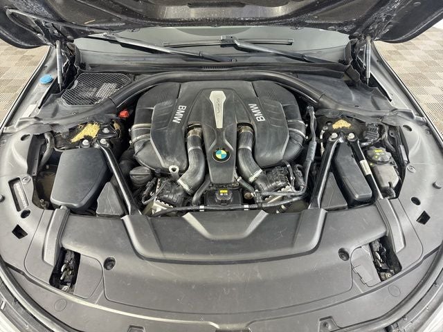 2016 BMW 7 Series 750i xDrive