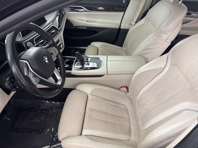 2016 BMW 7 Series 750i xDrive