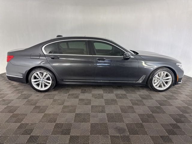 2016 BMW 7 Series 750i xDrive
