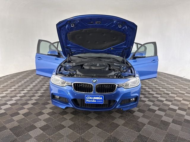 2017 BMW 3 Series 330i xDrive