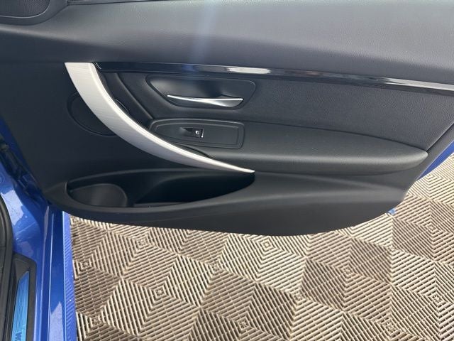 2017 BMW 3 Series 330i xDrive