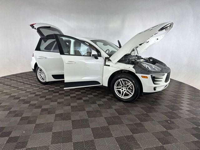 2018 Porsche Macan Base