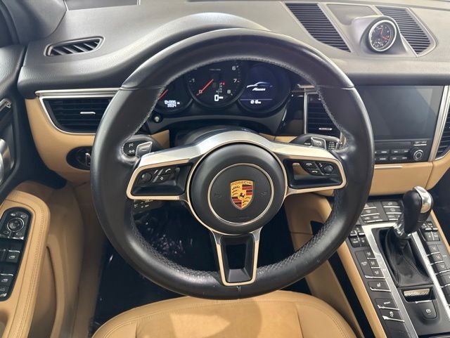 2018 Porsche Macan Base