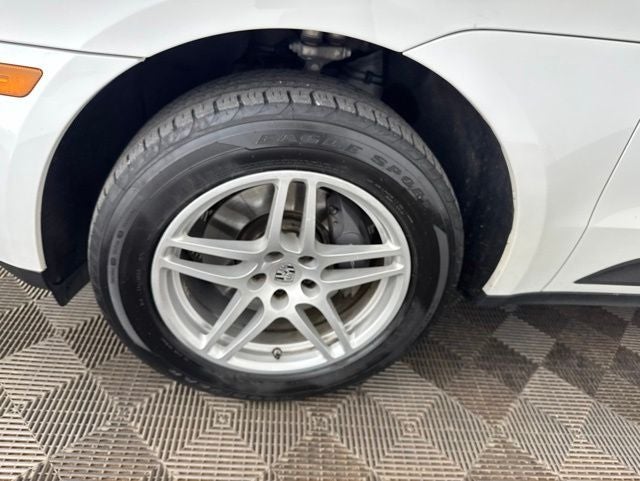 2018 Porsche Macan Base