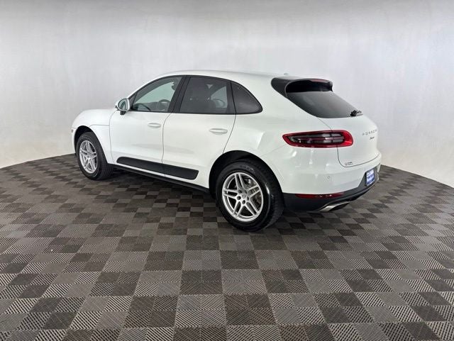 2018 Porsche Macan Base
