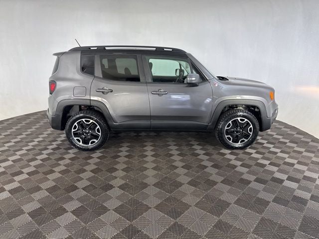 2016 Jeep Renegade Trailhawk