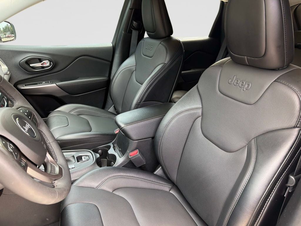 2022 Jeep Cherokee Latitude Lux