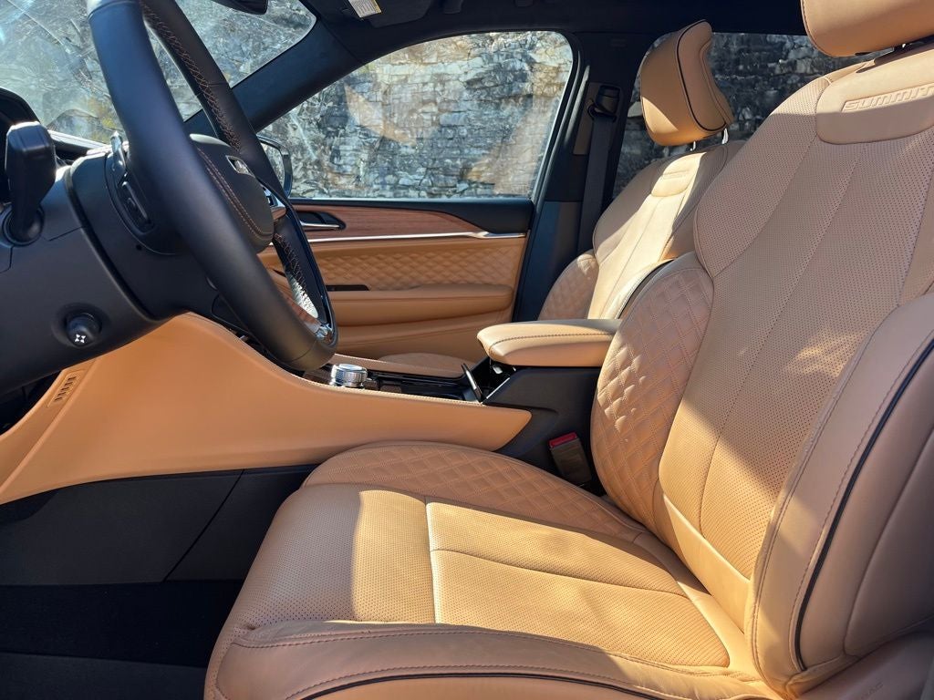 2025 Jeep Grand Cherokee L Summit