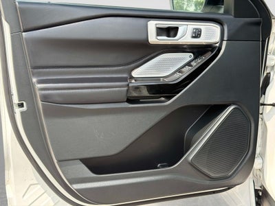 2023 Ford Explorer Platinum