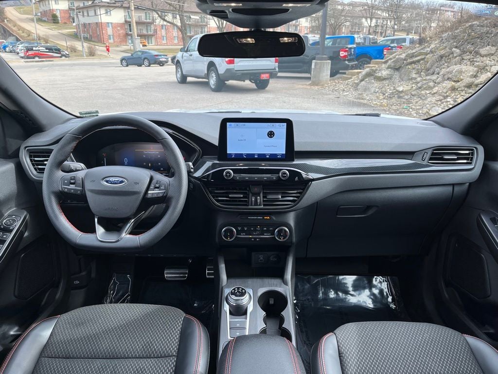 2023 Ford Escape Hybrid ST-Line